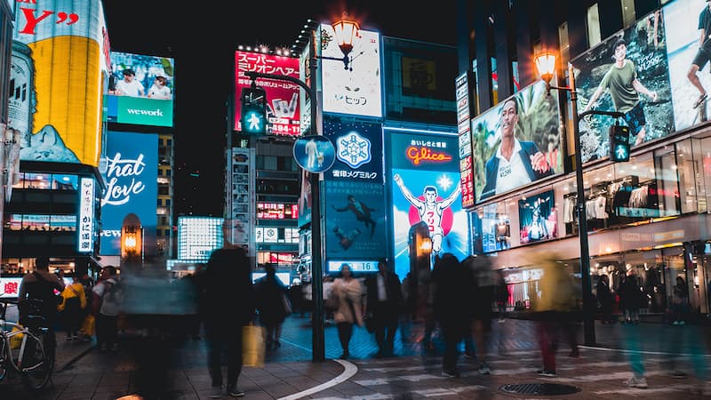 How Should Perfect Digital Signage Display Look Like: 2021 Gold Standard!