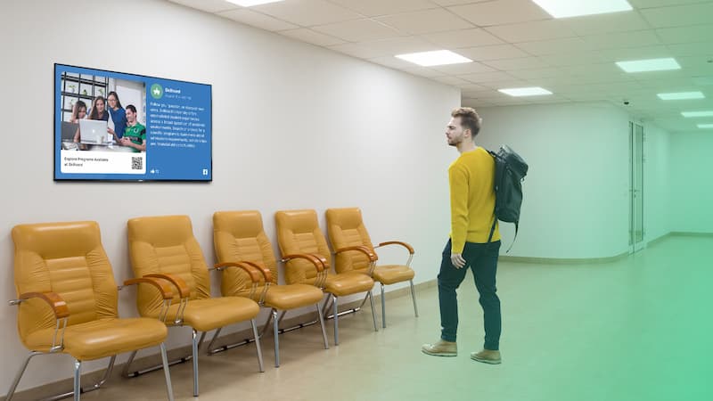 8 Tips on How Social Media Displays Can Help You to Improve Students' Engagement